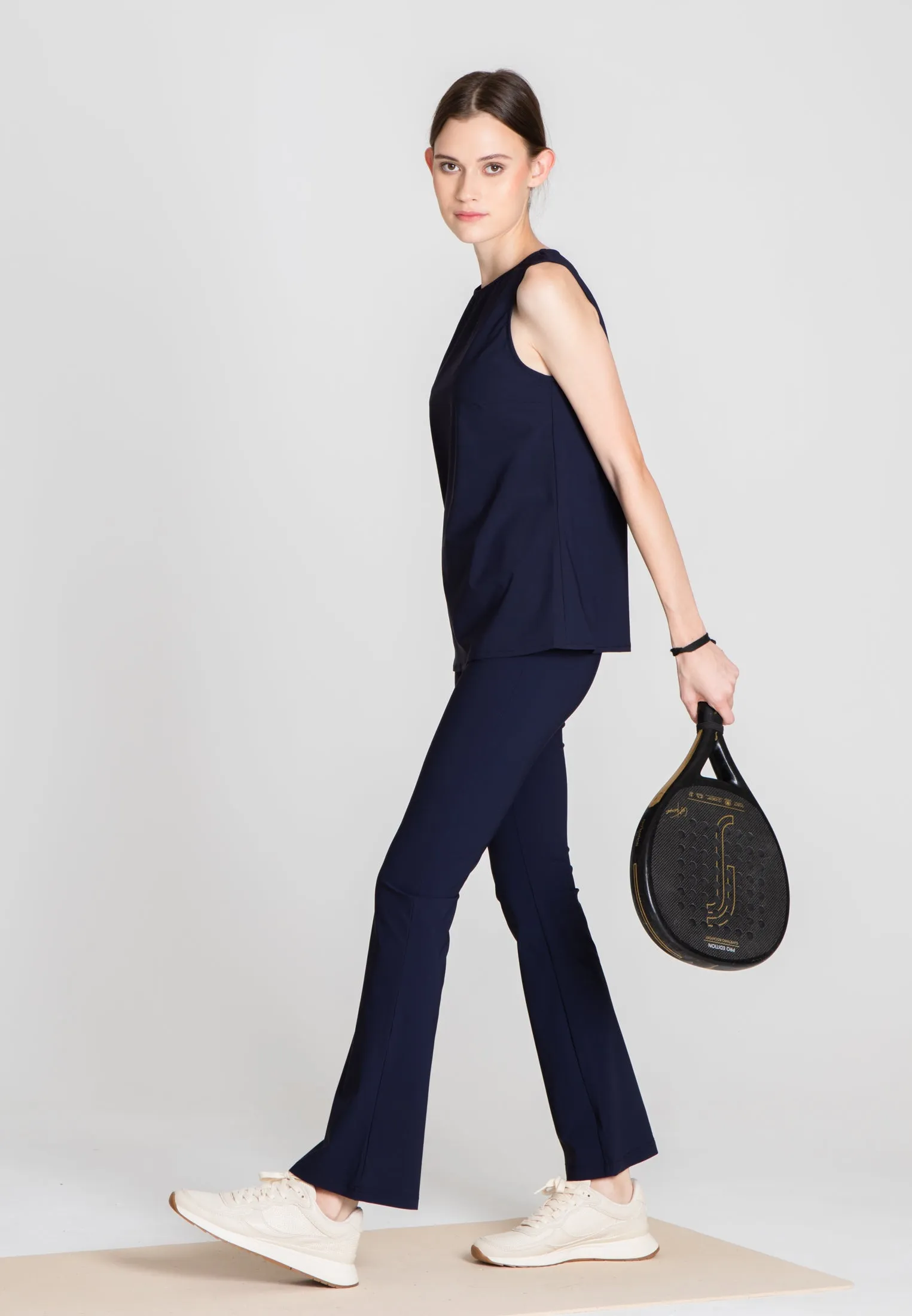 The Cropped Sport Pants - Blue Opaque